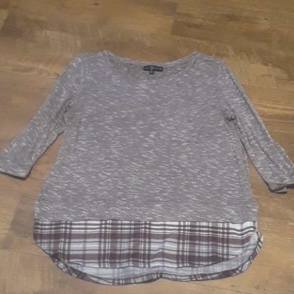 Women's Fred David top